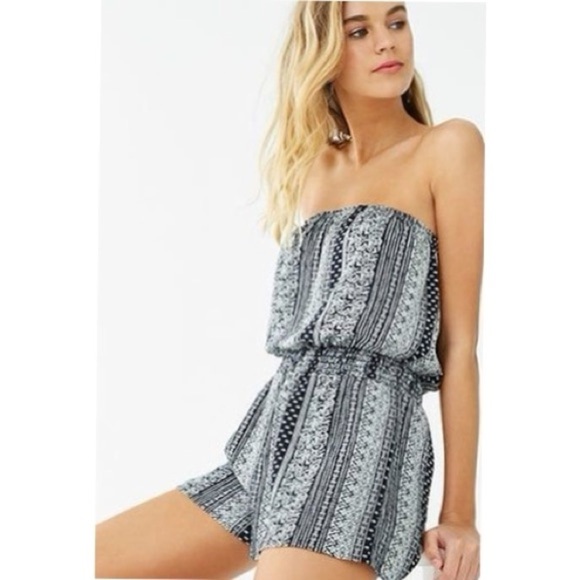 [F21] Strapless Printed Romper - Picture 3 of 3